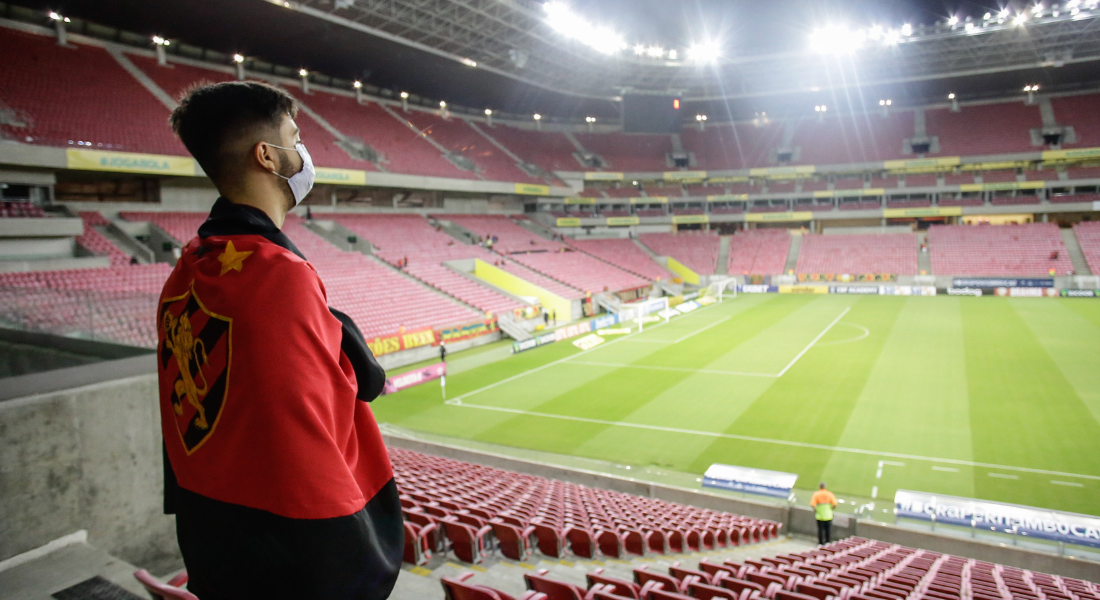 Torcedor do Sport na Arena de Pernambuco