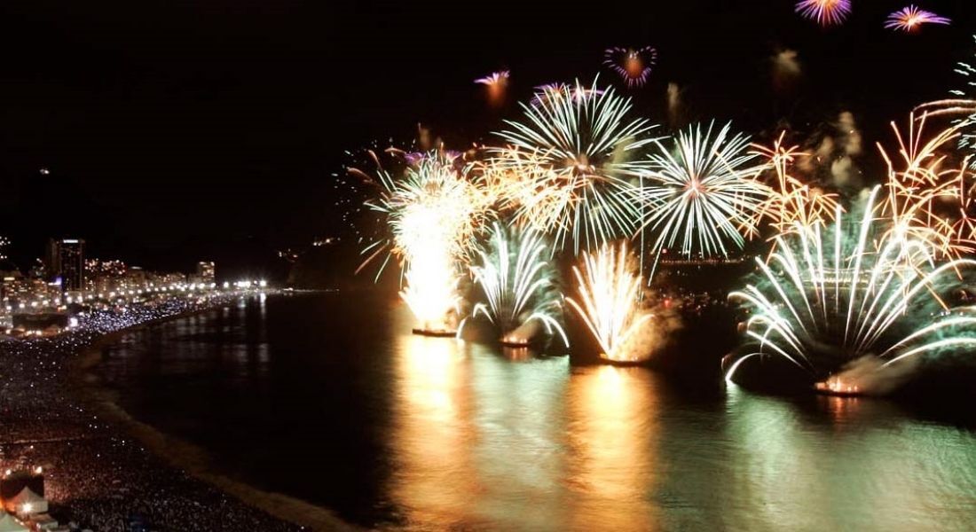 Queima de fogos na praia de Boa Viagem 