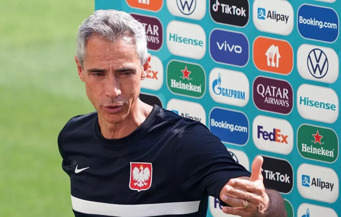 Paulo Sousa, novo treinador do Flamengo e que estava no comando da seleção polonesa