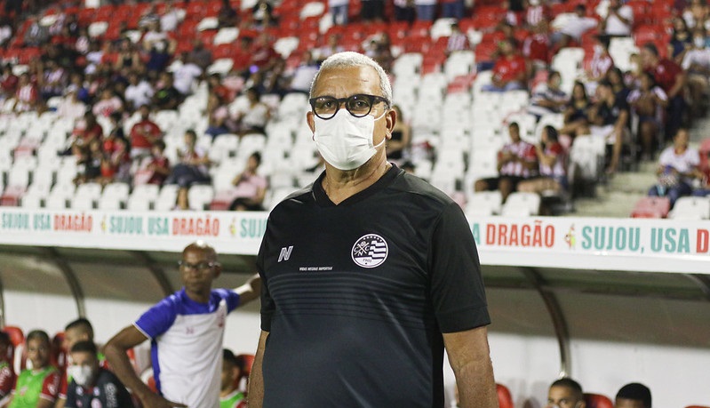 Hélio dos Anjos, técnico do Náutico