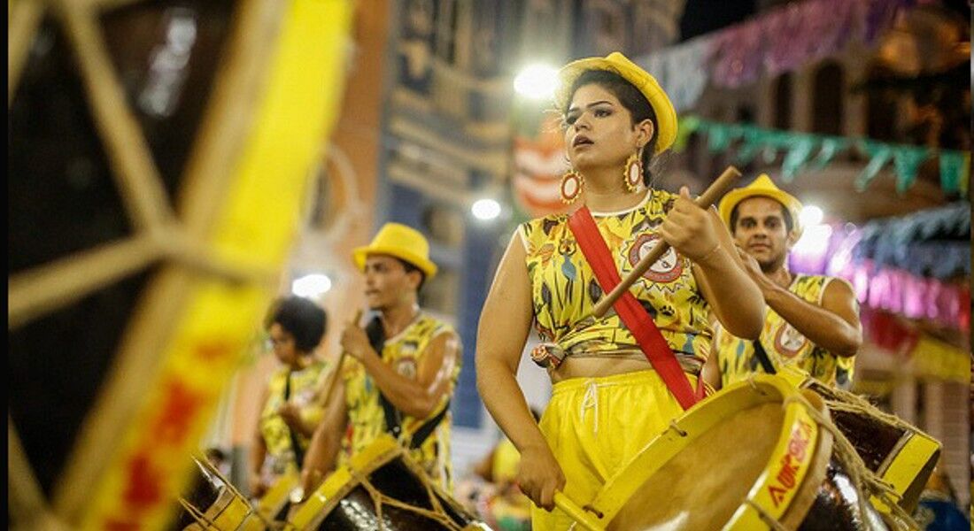 Maracatu Nação Aurora Africana