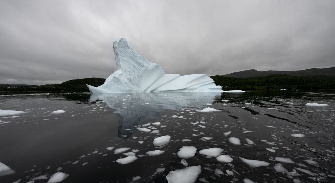 Aumento da temperatura acelera o derretimento das geleiras