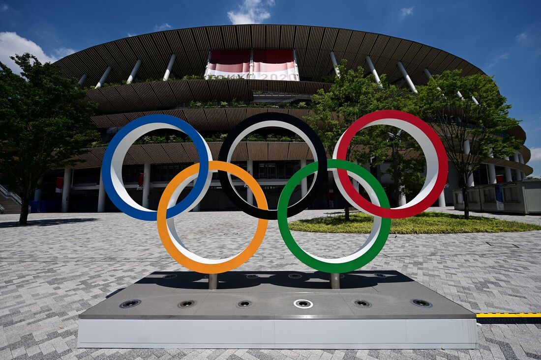 Federação Internacional de Atletismo autoriza atletas russos a participarem  dos Jogos Olímpicos de Tóquio através da bandeira neutra - Lei em Campo