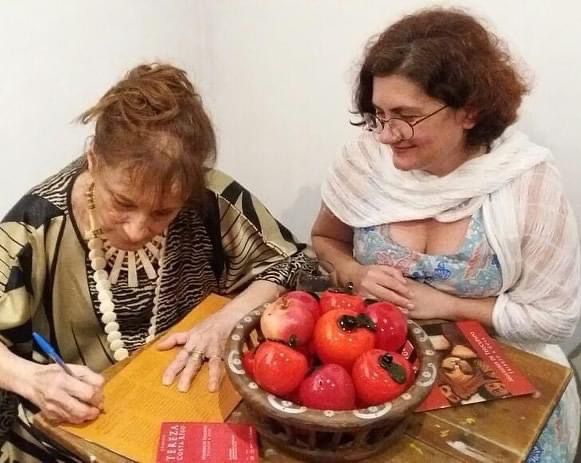 Cida Pedrosa e Tereza Costa Rêgo