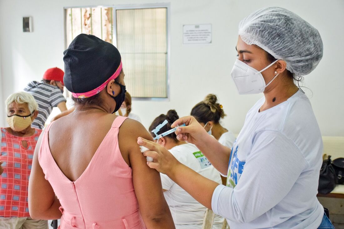 Vacinação contra a Covid-19 no Recife