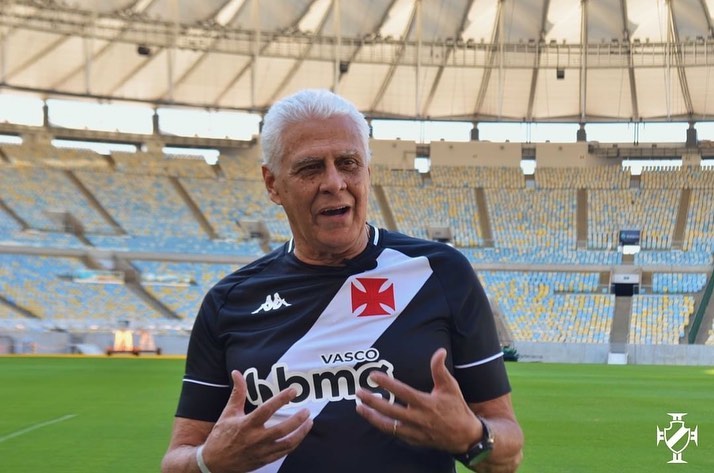 Roberto Dinamite é o maior artilheiro da história do Vasco, com 708 gols