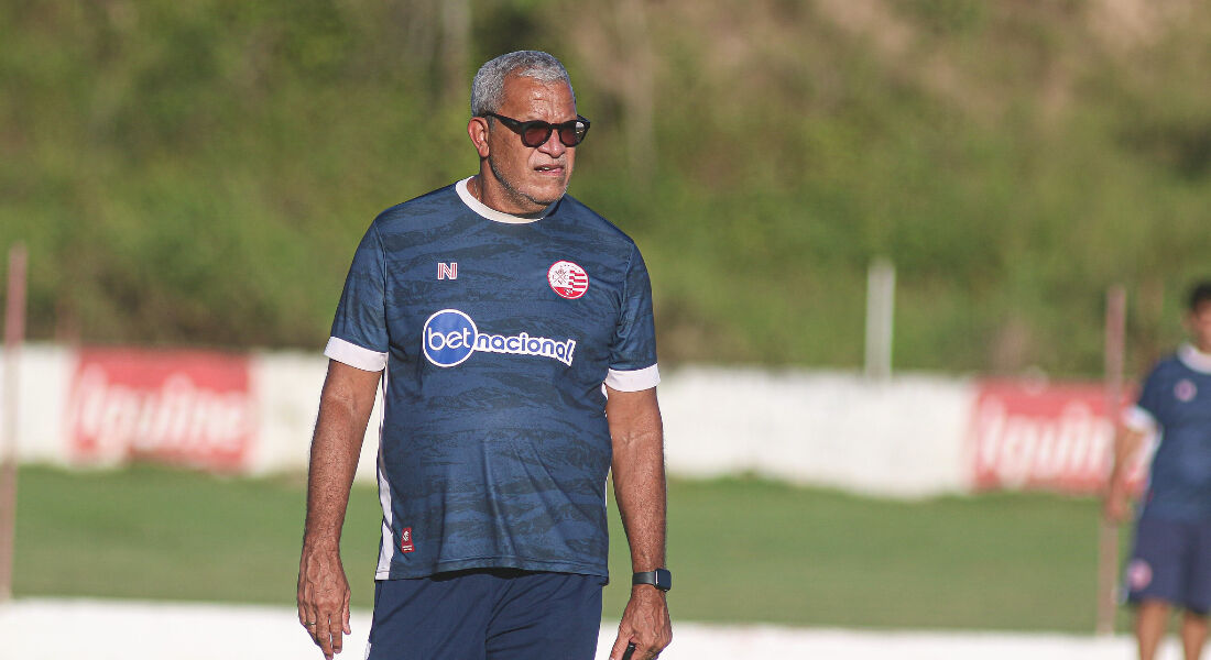 Hélio dos Anjos, técnico do Náutico