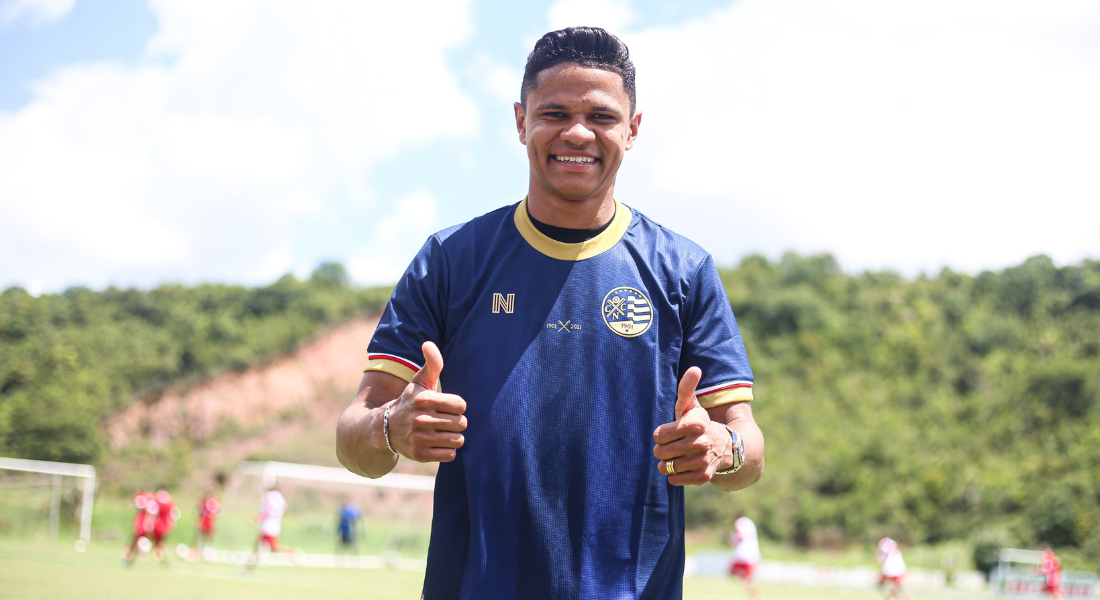 Douglas Santos, jogador revelado pelo Náutico