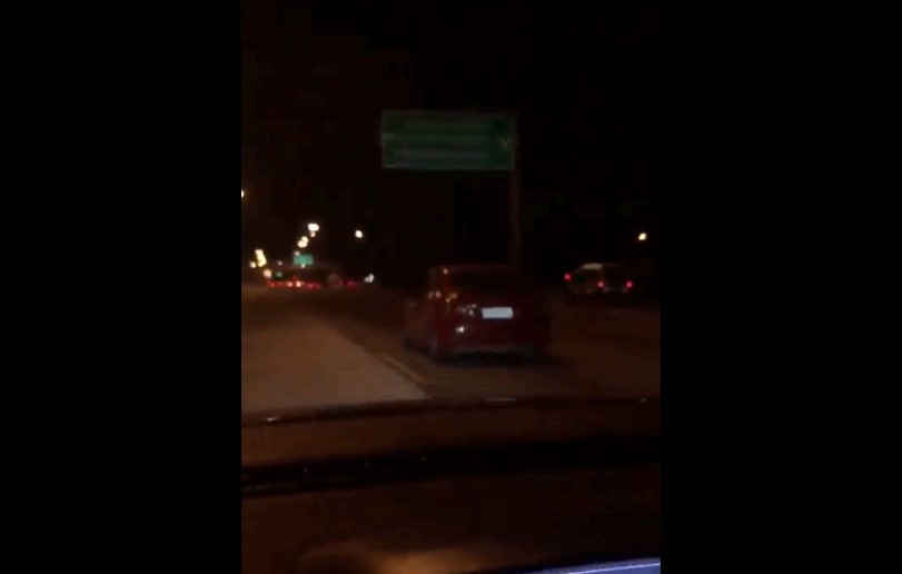 Perseguição a carro na Avenida Brasil tem troca de tiros; veja vídeo