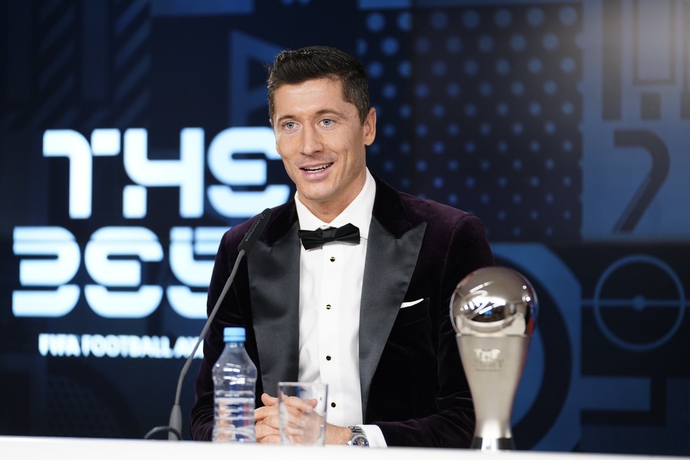 Lewandowski é eleito melhor jogador do mundo pela Fifa