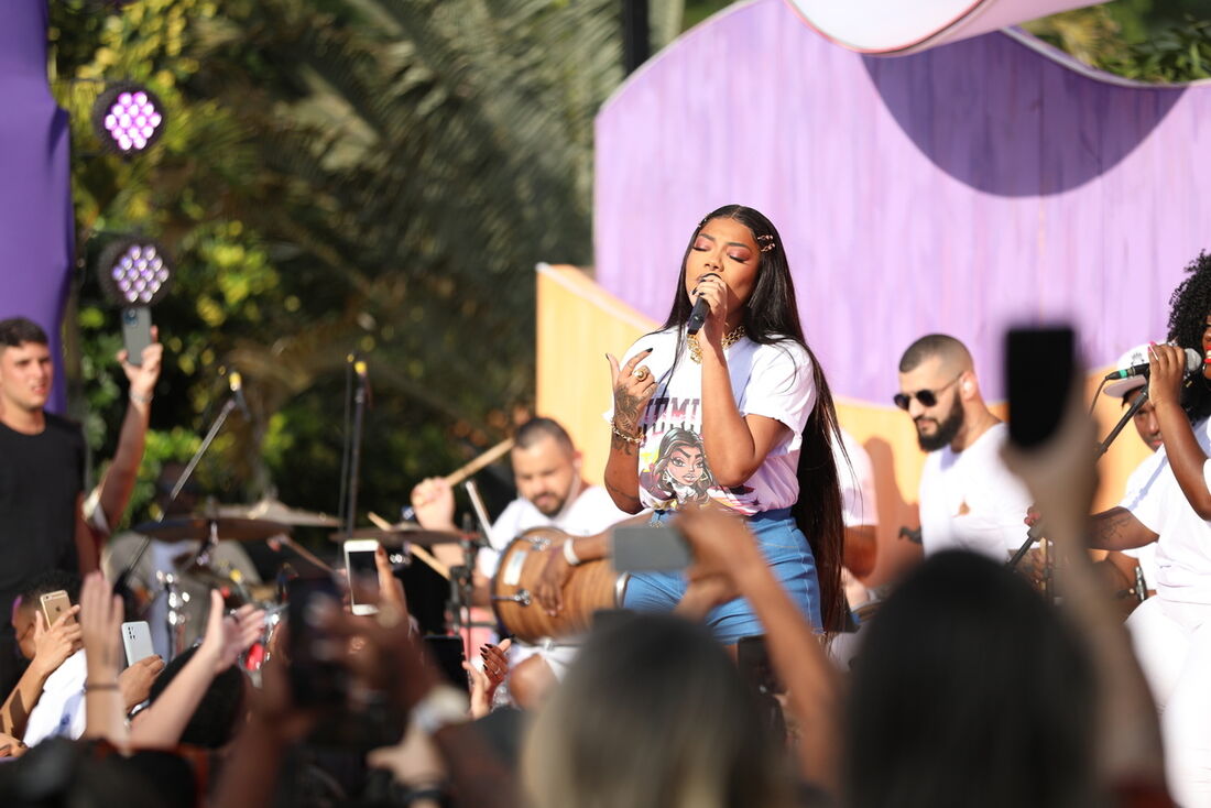 Cantora Ludmilla lançou novo álbum de inéditas