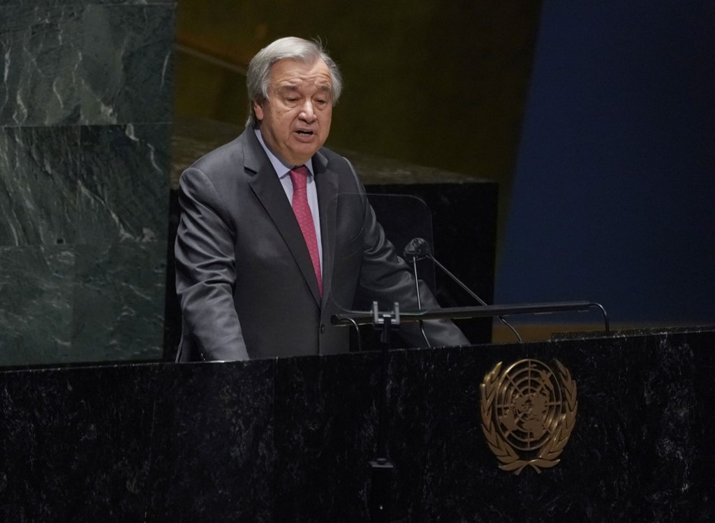 O secretário-geral da ONU, Antonio Guterres, fala na 58ª reunião plenária da Assembleia Geral em Nova York, em 23 de fevereiro de 2022, sobre o conflito Rússia-Ucrânia