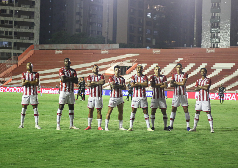 Náutico vence Atlético/BA por 3x0