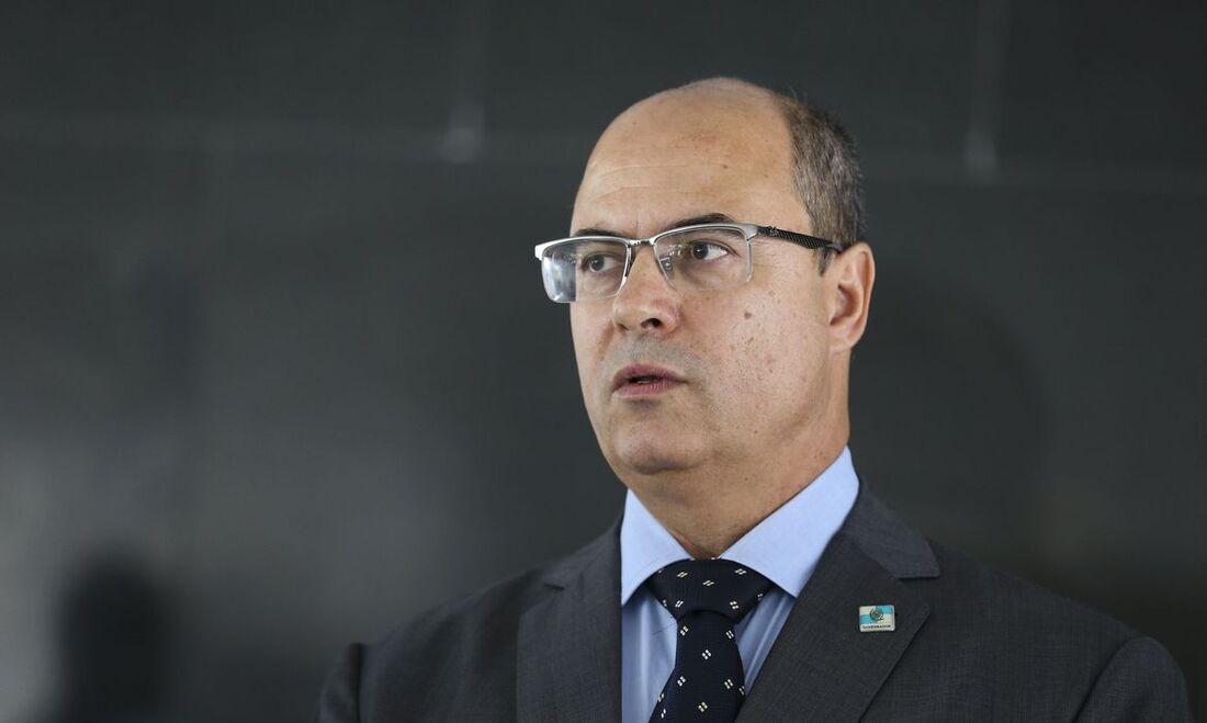 Em áudio, Bolsonaro diz que Witzel ofereceu solução para caso de Flávio em troca de vaga no STF