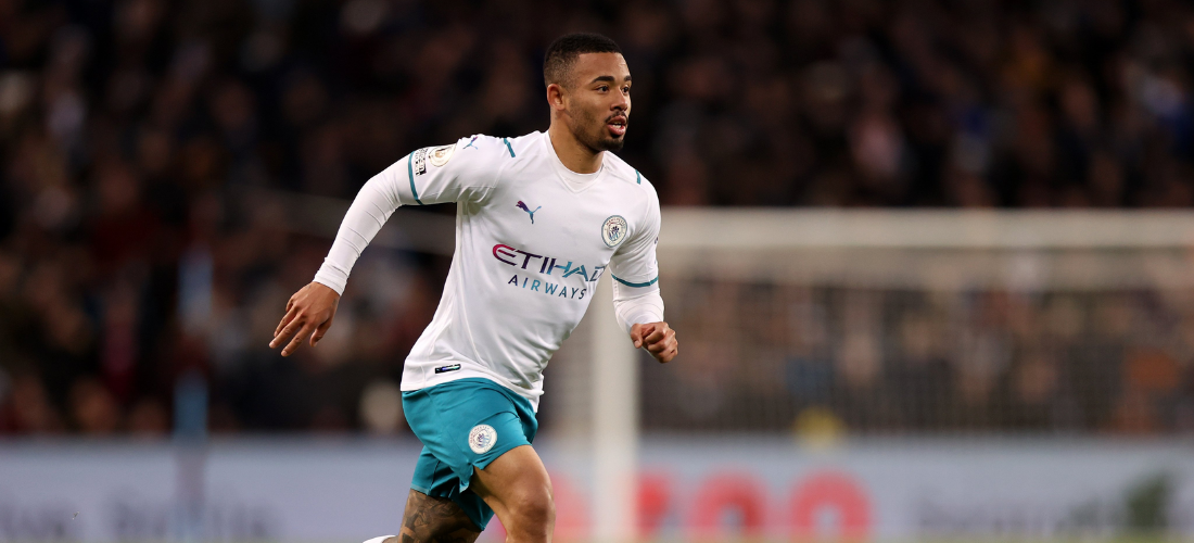 Gabriel Jesus com a camisa do Manchester City