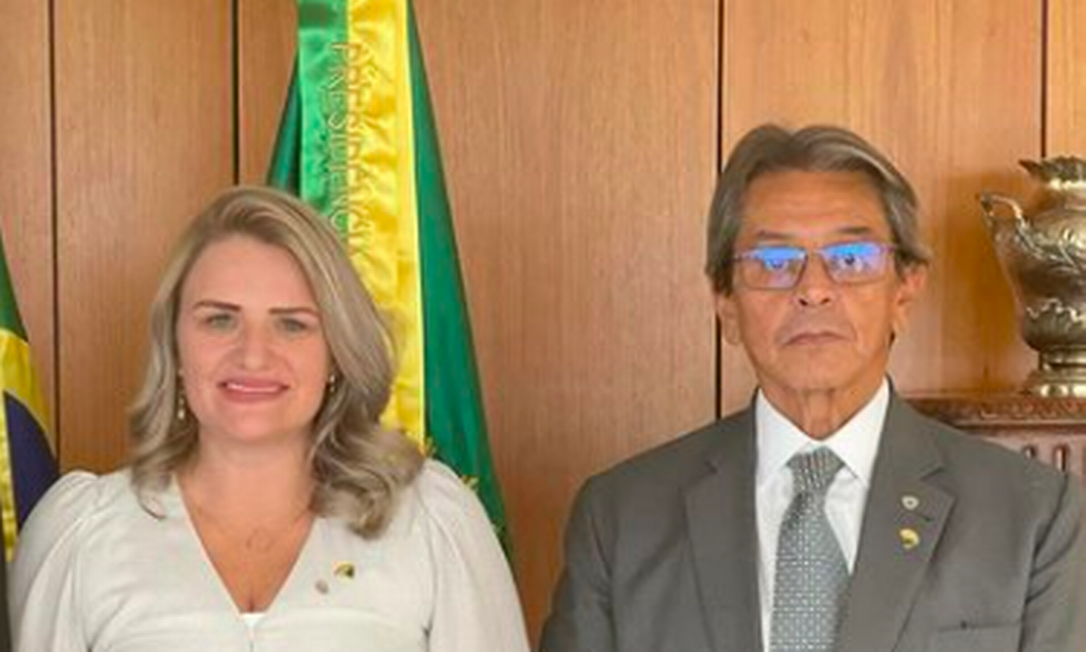 Presidente do PTB, Graciela Nienov, e Roberto Jefferson