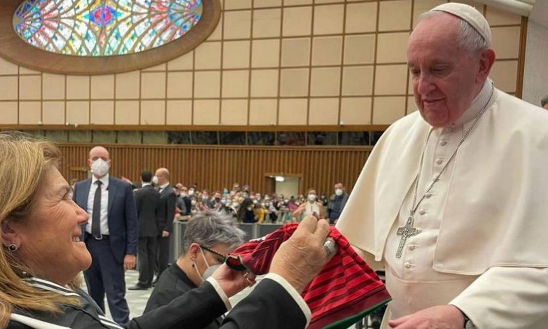 Mãe de Cristiano Ronaldo e o Papa Francisco