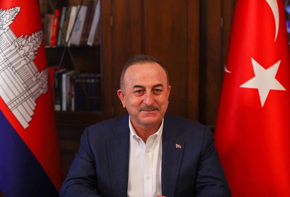 Chanceler turco Meviut Cavusoglu