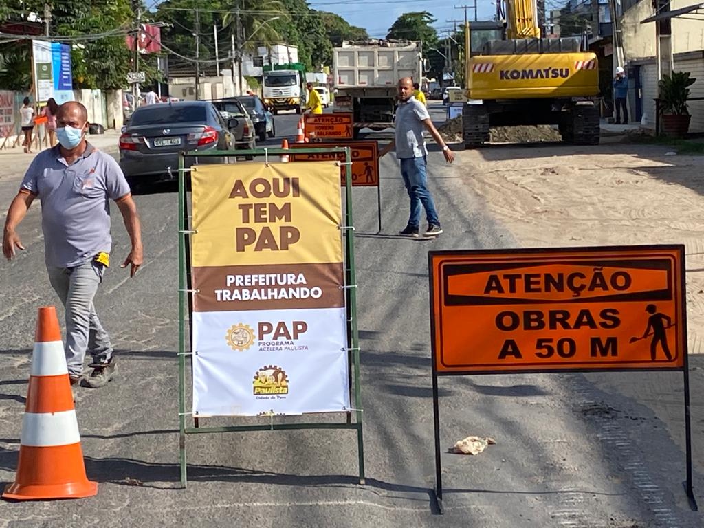 Obras de PE-01 em Paulista 