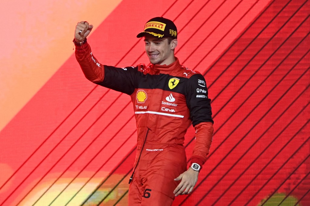 GP de Singapura: Leclerc lidera treino 1 em dobradinha da Ferrari