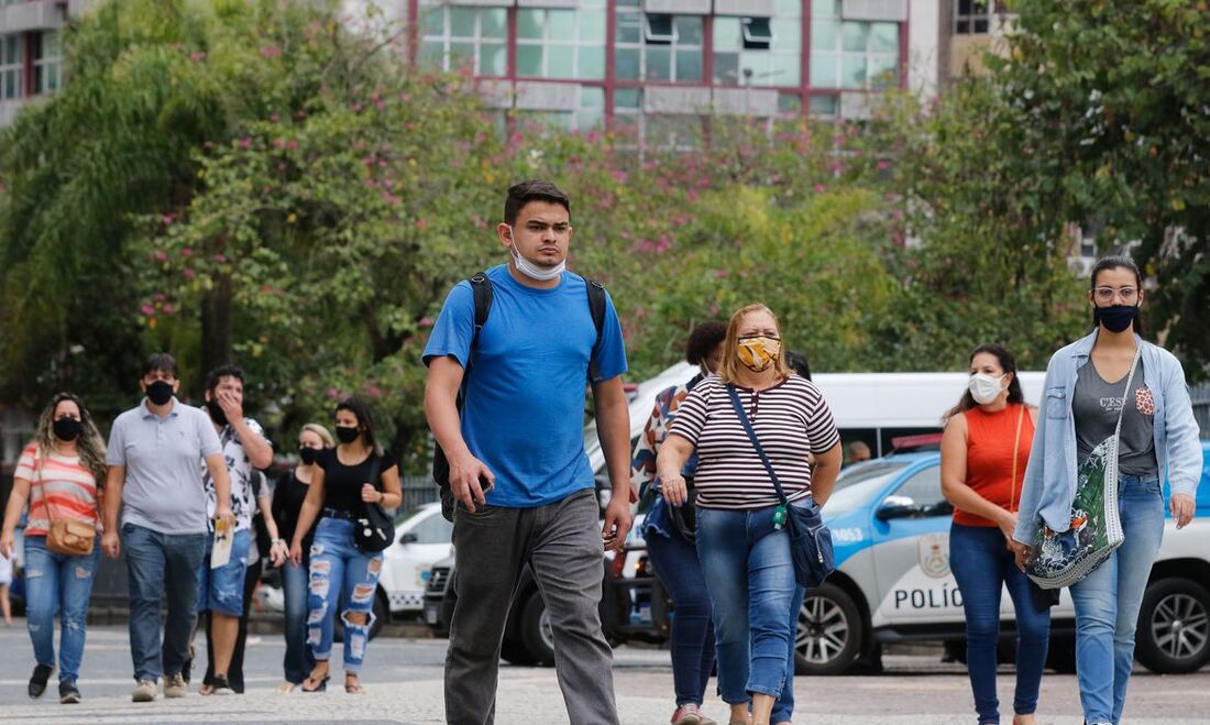 Autoridades de saúde registraram 30.056 novos casos de Covid-19 nas últimas 24 horas