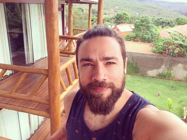 Conhecido como 'Hipster da Federal', o Policial Federal Lucas Soares Dantas Valença