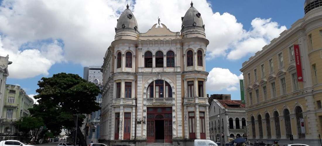 Palácio do Comércio, no Bairro do Recife 