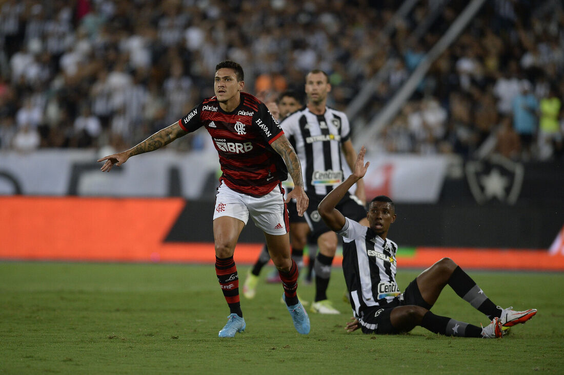 Pedro, na vitória do Flamengo sobre o Botafogo