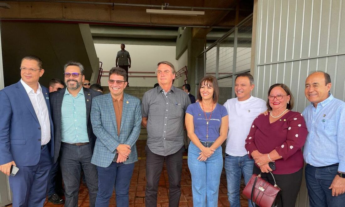Governo federal entregou uma nova leva de títulos de terra para famílias de agricultores 