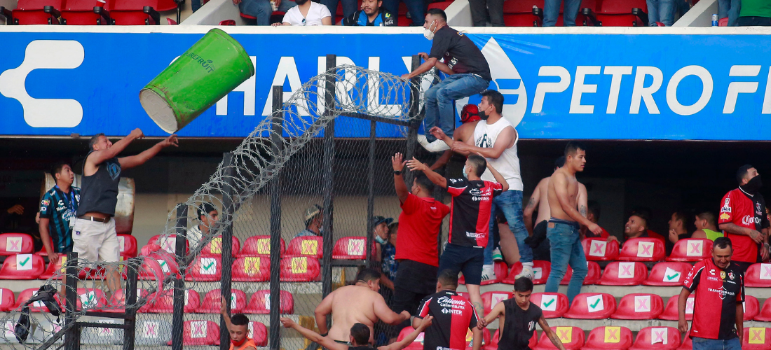 Briga entre torcedores deixa 22 feridos em partida do campeonato