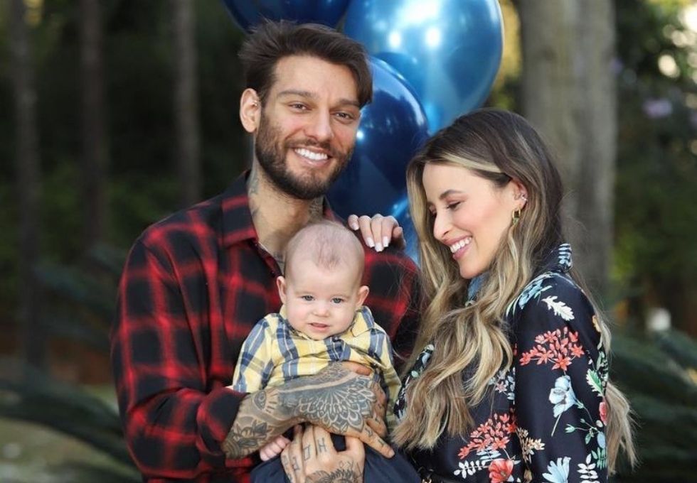Lucas Lucco, Lorena Carvalho e o pequeno Luca