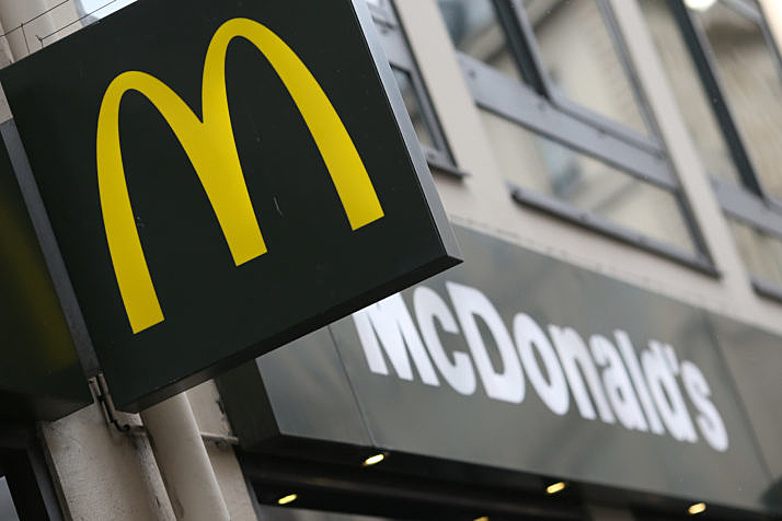 Bob's, McDonald's, Burger King e mais a partir de R$ 1 na Black