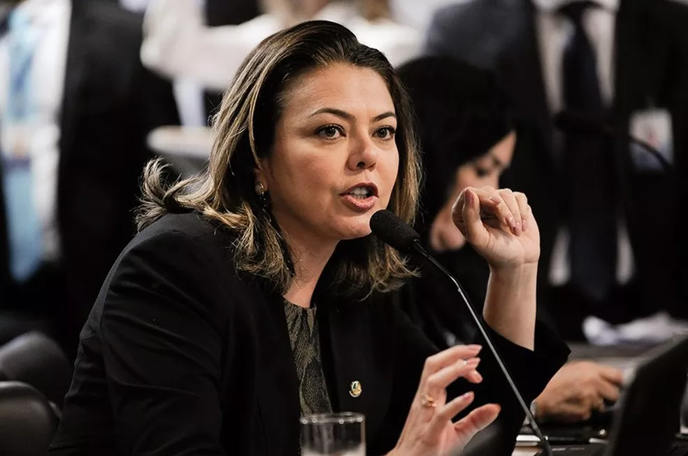 Senadora Leila Barros