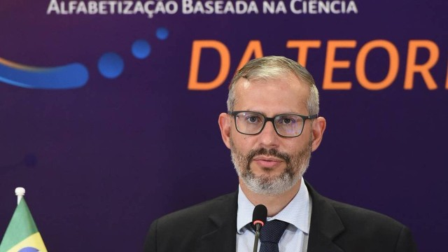 Victor Godoy, ministro interino da Educação