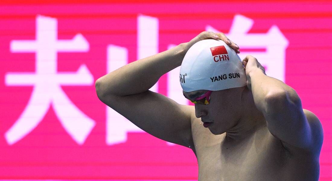 Sun Yang durante a semifinal dos 200m livre masculino na competição de natação no Campeonato Mundial de Nambu University Aquatics Center 2019 em Gwangju, Coreia do Sul. 