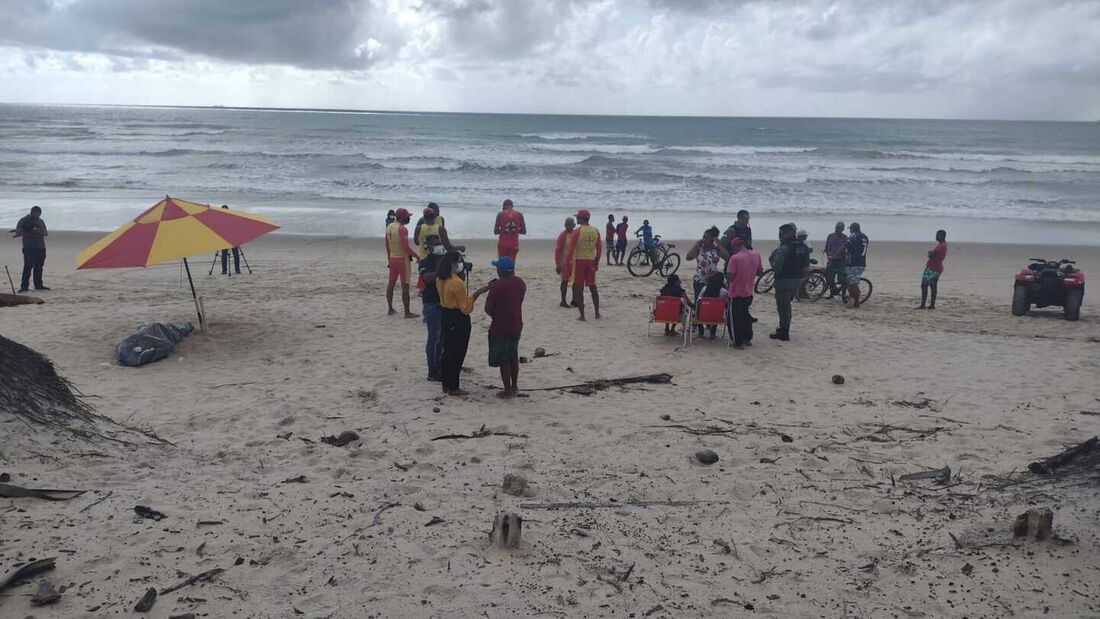 Corpo foi achado na beira da praia