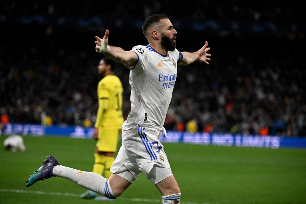 Karim Benzema, do Real Madrid, é eleito melhor jogador do mundo; confira  outros vencedores - Folha PE