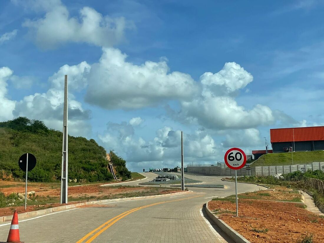 Avenida Adelina Lacerda Beltrão, em Jaboatão