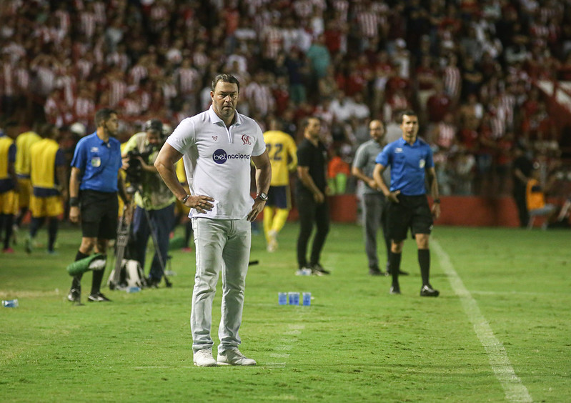 Roberto Fernandes, técnico do Náutico