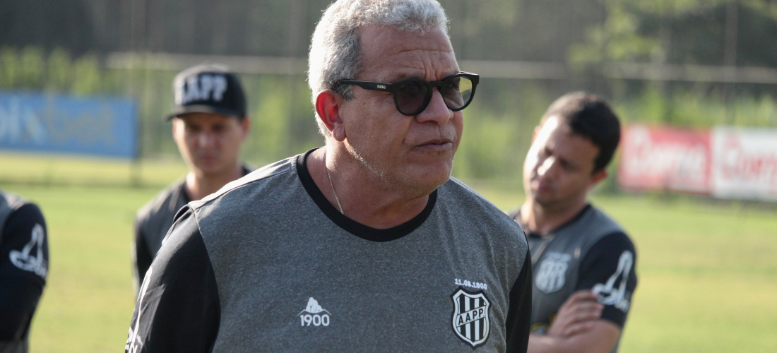 Hélio dos Anjos, técnico da Ponte Preta