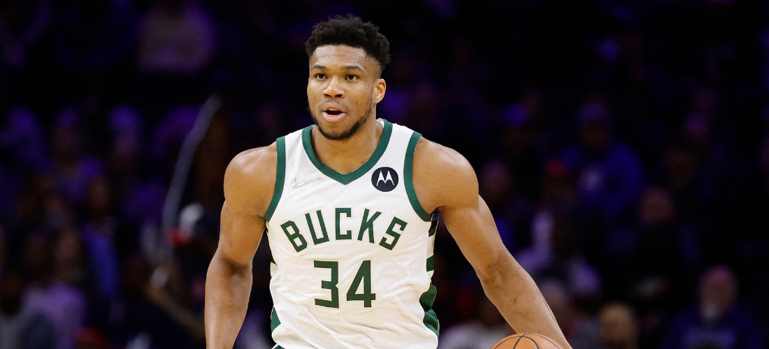 Giannis Antetokounmpo foi o MVP da última temporada da NBA