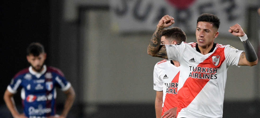 Enzo Fernández foi o autor do primeiro gol do River Plate contra o Fortaleza