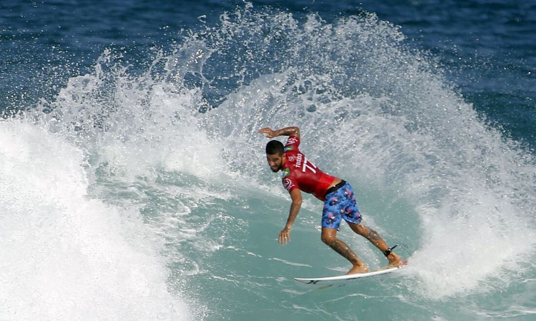 Filipe Toledo, surfista brasileiro, venceu as últimas três etapas em Saquarema 