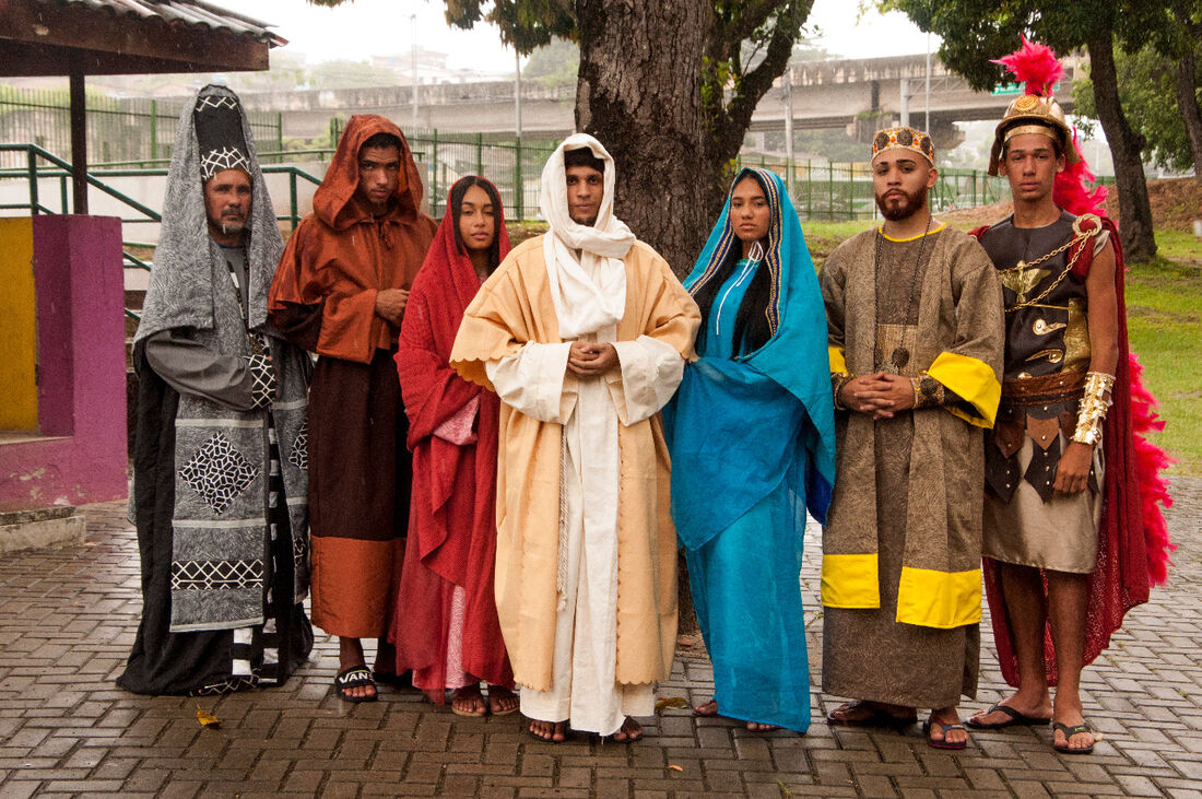 Atores da Paixão de Cristo em Paulista