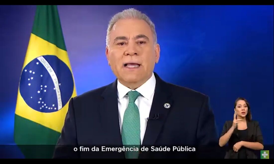 Ministro da Saúde, Marcelo Queiroga, em pronunciamento na noite deste domingo (17)