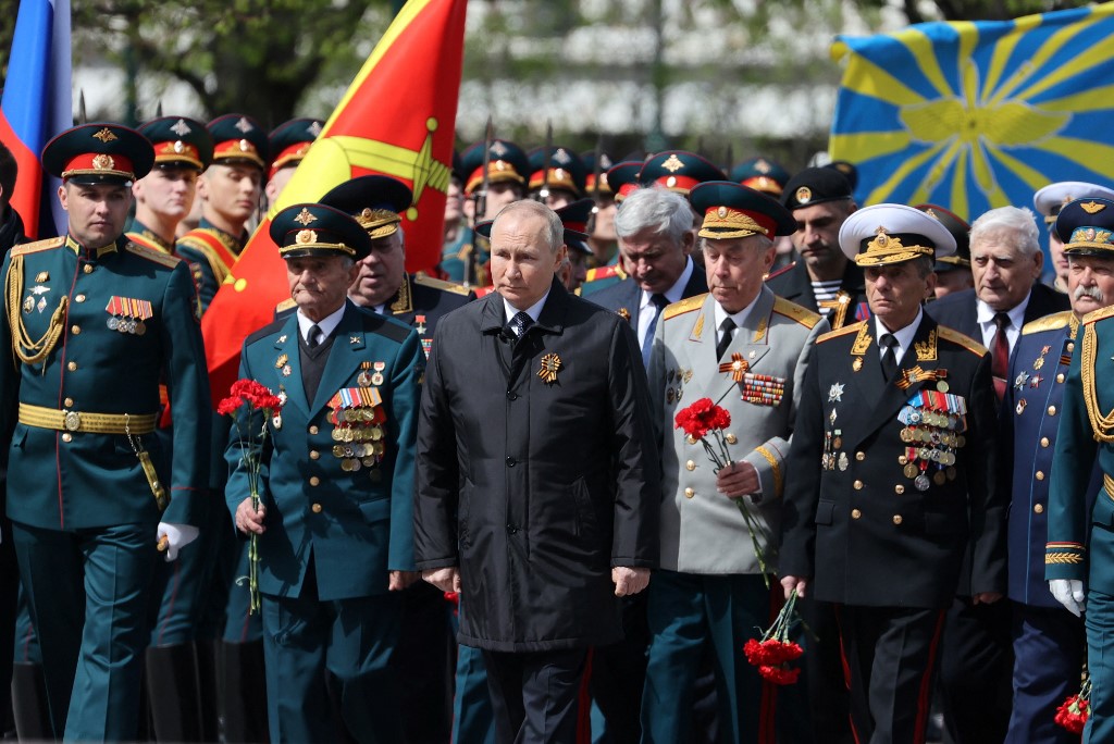 Presidente da Rússia, Vladimir Putin, durante o desfile militar que celebrou a vitória de 1945 sobre a Alemanha nazista 