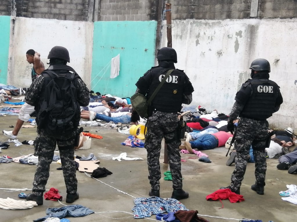 Policiais do Equador impediram uma nova tentativa de motim no mesmo presídio onde morreram 44 detentos esta semana