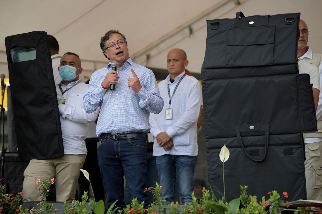 Candidato colombiano Gustavo Petro