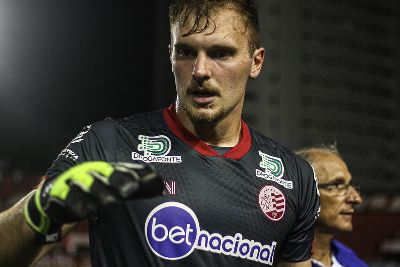 Lucas Perri, goleiro do Náutico