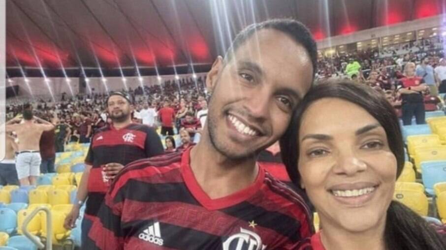 Flordelis ao lado de Adriano dos Santos Rodrigues